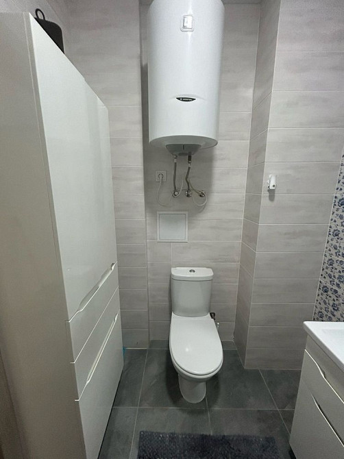 Терміновий продаж! Простора 1-к квартира з ремонтом! Ірпінь - зображення 6