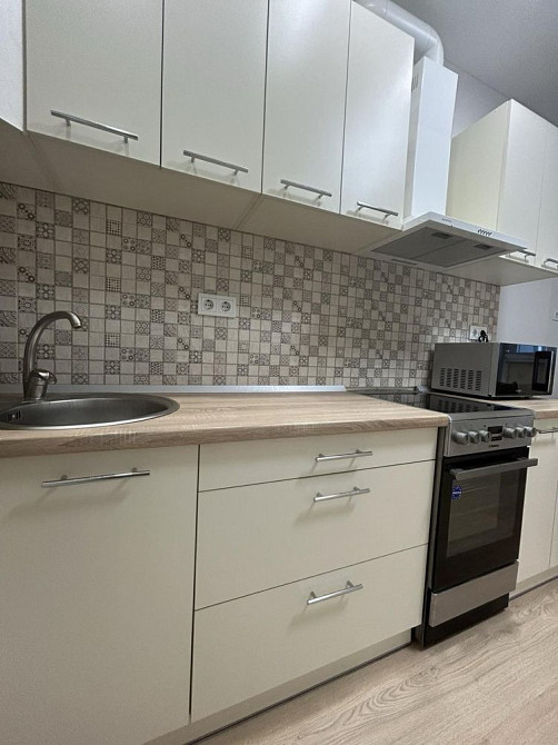 Терміновий продаж! Простора 1-к квартира з ремонтом! Ірпінь - зображення 1