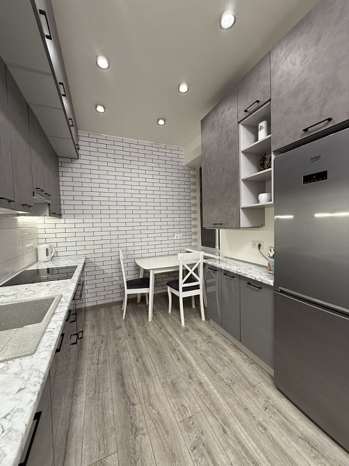 Оренда 1-к в центрі міста Чернівці - зображення 7