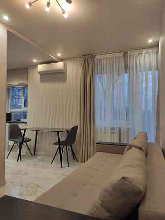 Оренда евродвушки. М. Дорогожичі. Кухня студія+ спальня Київ