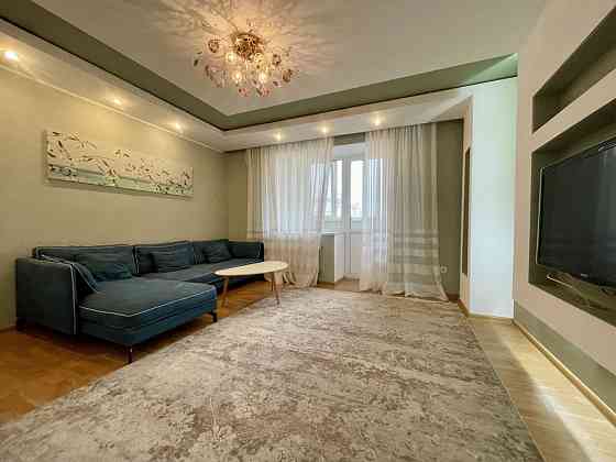 2 кімнатна в ЖК Гетьман Виговський (12 школа) Ровно