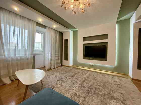 2 кімнатна в ЖК Гетьман Виговський (12 школа) Ровно