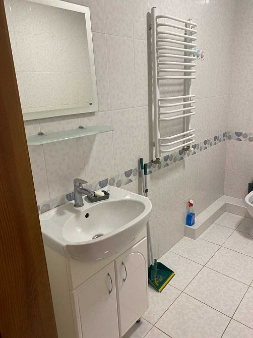 Здам в оренду 1 кімнатну квартиру на Щасливому. Ровно - изображение 5