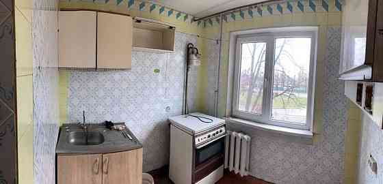 2 комн -42 метра. Комнаты раздельные. 3/5 эт. ул.Космонавтов. Гараж. Одеса