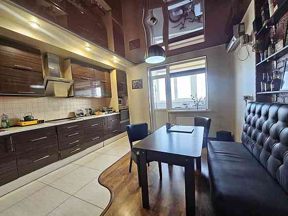 Здається 2к Дарницький р-н,Харківське шоссе 17А Київ