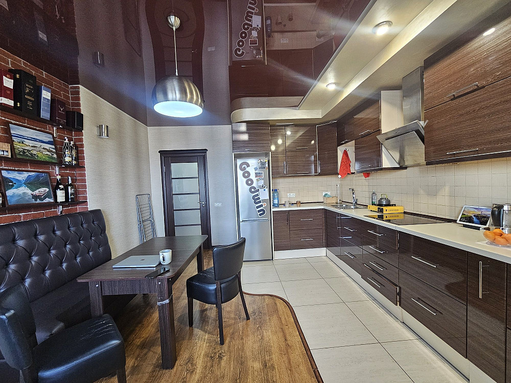 Здається 2к Дарницький р-н,Харківське шоссе 17А Київ - зображення 1