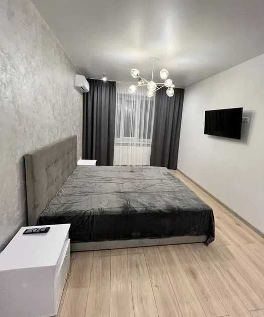 Сдаётся однушка на Титова Днепр - изображение 1