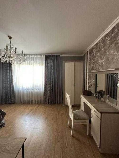 Терміново! Чудова 2 К Квартира з ремонтом Лариси Руденко метро Позняки Київ - зображення 3