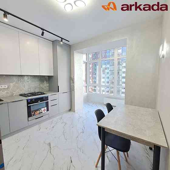 1 кім. укомплектована квартира в центрі , 4 поверх Івано-Франківськ