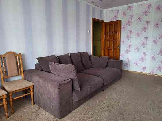 Сдам 2к Драгоманова  метро Позняки Киев