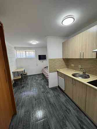 Здається квартира студія. Цоколь з вікном. Левандівка Львов