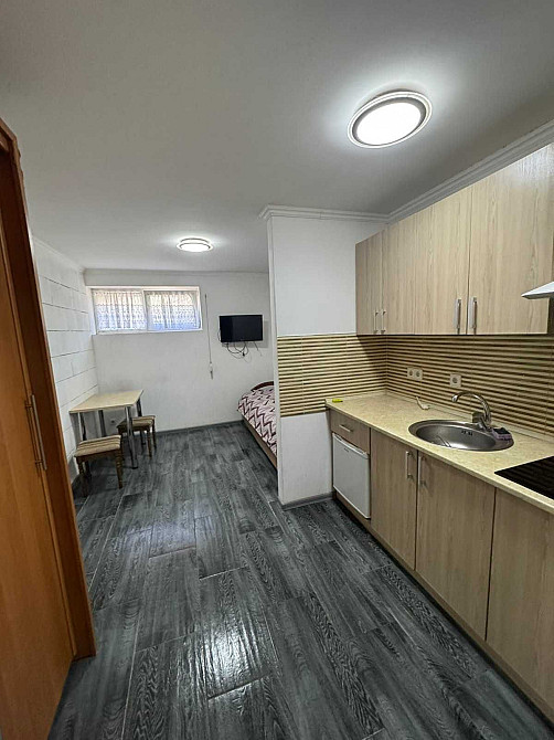 Здається квартира студія. Цоколь з вікном. Левандівка Львов - изображение 1