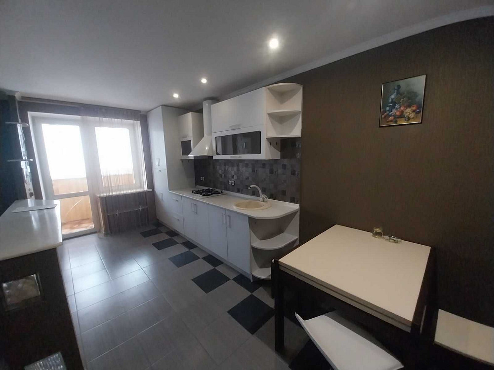 Сдаю просторную квартиру-студию в новостройке с ремонтом на Подоле Полтава - изображение 2