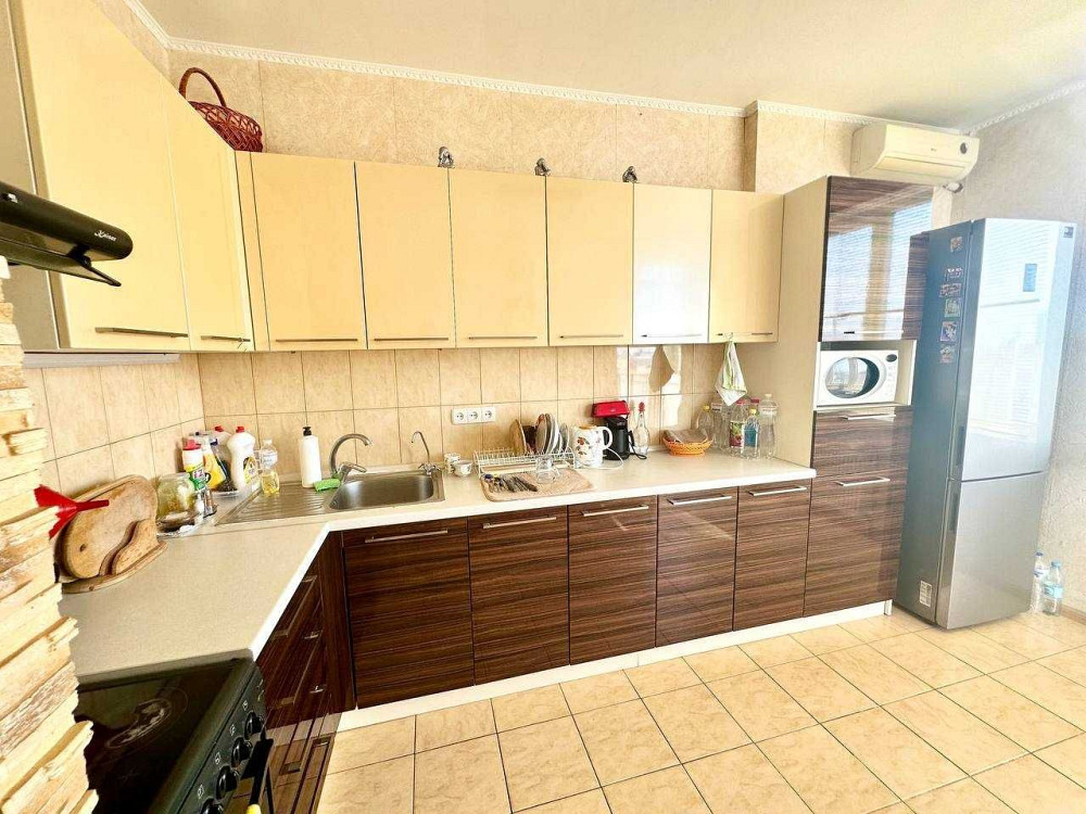 2 комнатная квартира 64 м2 с Ремонтом ЖК Радужный Лиманка - изображение 1