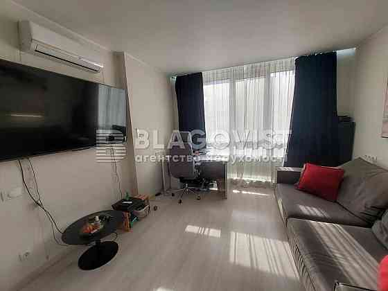 продаж 1-кім з ремонтом 60м2  метро Славутич ЖК Рів'єра Київ