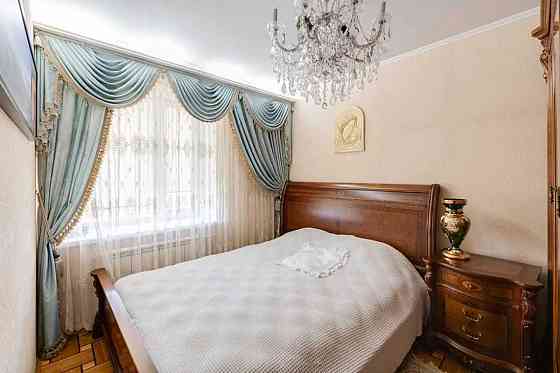 Продаж 4кім  вул.Глушкова (Голосіївський р-н,Теремки).Цегляний будинок Київ