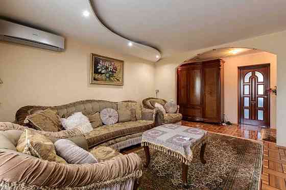 Продаж 4кім  вул.Глушкова (Голосіївський р-н,Теремки).Цегляний будинок Київ