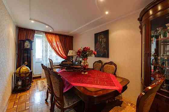 Продаж 4кім  вул.Глушкова (Голосіївський р-н,Теремки).Цегляний будинок Київ