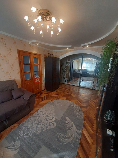 Оренда 3 кімнатної квартири Лівий берег газове опалення Кам`янське (Запорізька обл.) - зображення 1