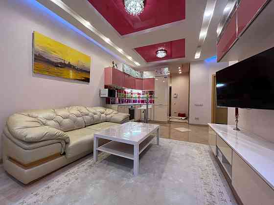 Сдам 2 ком квартиру с Авторским ремонтом ул. Соломенская 15-А Київ