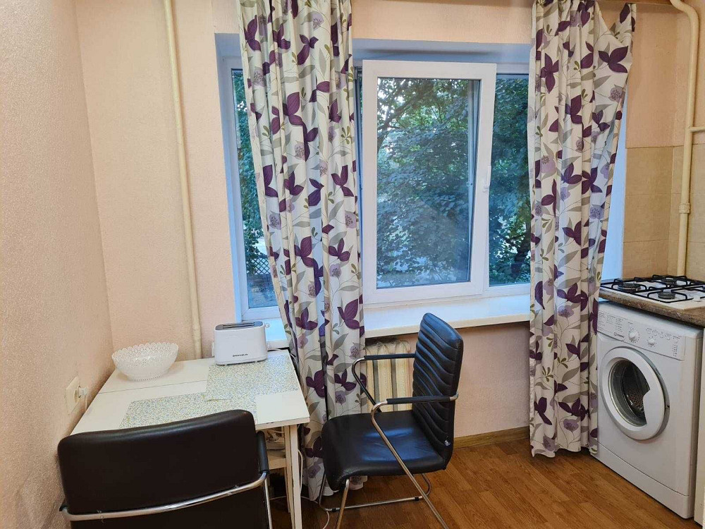 Здам свою 1-к квартиру без% метро Чернігівська пішки 7хв ремонт Київ - зображення 1