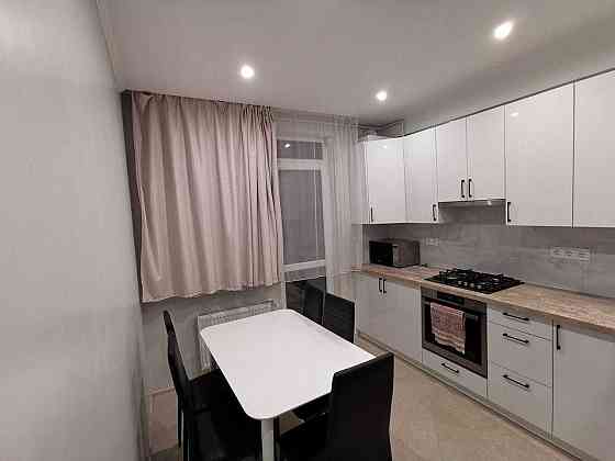 Оренда 2кімн.кв. новобуд.вул.Зелена Львов