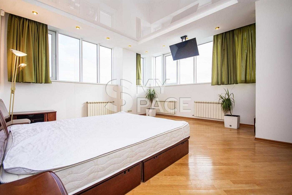 Пентхаус із терасою 300кв м Позняки Осокорки Срібнокільська Київ - зображення 1