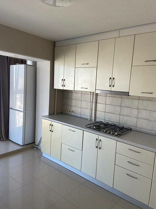 Оренда 1к квартири з ремонтом на б-р Шамо 1/5 Русанівка Київ - зображення 2