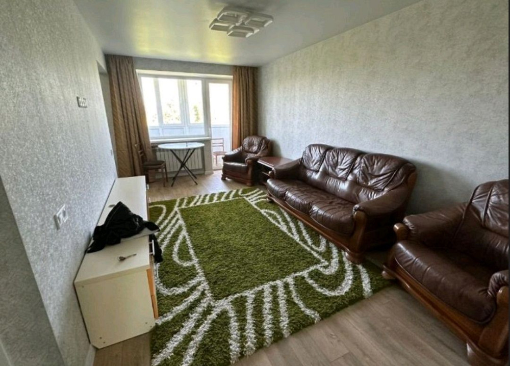 Сдам в аренду на длительный срок 2 ух кв Ньютона Харьков - изображение 1