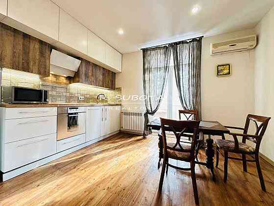 3.к. студия пр. Яворницкого Центр 65м2 р-н Пассаж Сечевых Стрельцов Днепр