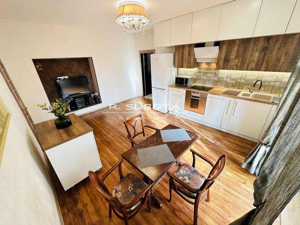 3.к. студия пр. Яворницкого Центр 65м2 р-н Пассаж Сечевых Стрельцов Днепр - изображение 2