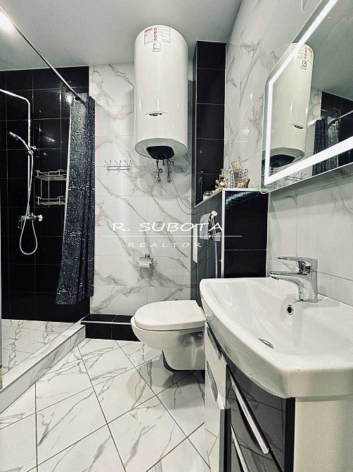 3.к. студия пр. Яворницкого Центр 65м2 р-н Пассаж Сечевых Стрельцов Днепр - изображение 8