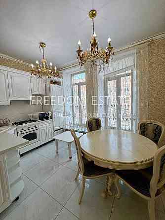 250 тыс.$ ПРОДАЖА / Эксклюзивная квартира в центре Харькова 200 м2 Харків