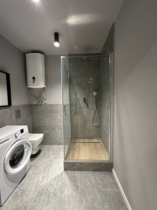 Продаж 1 кім квартири з сучасним ремонтом РАЙОН ЦЕНТРУ Черновцы - изображение 6