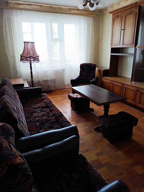 Продам двокімнатну приватизовану квартиру с.м.т Десна Десна (Вінницька обл.) - зображення 1