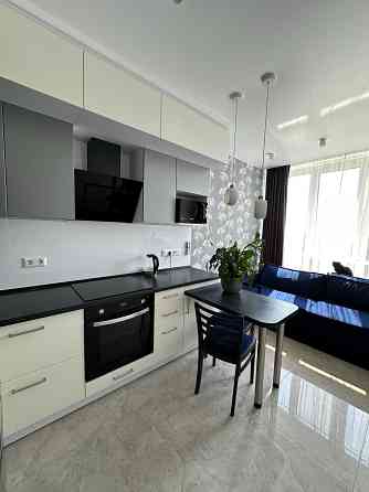 ЄВРОДВОКІМНАТНА квартира з ремонтом, меблями Центральний парк 40м2 Ірпінь