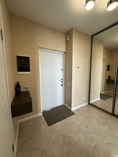 ЄВРОДВОКІМНАТНА квартира з ремонтом, меблями Центральний парк 40м2 Ірпінь - зображення 3