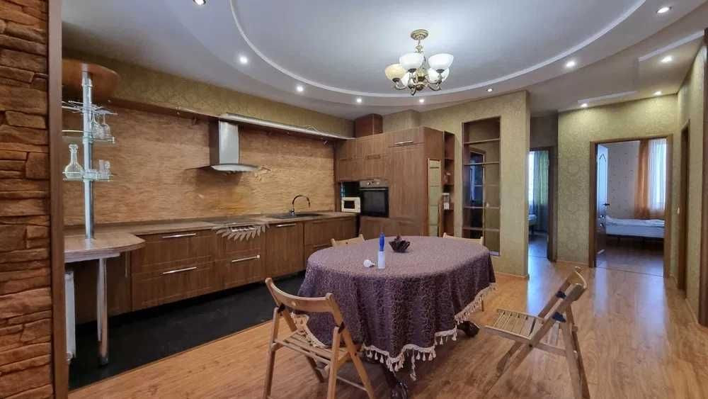 Продаж 3 кім квартири Здолбунівська 9Б Позняки Дарницький Київ - зображення 1