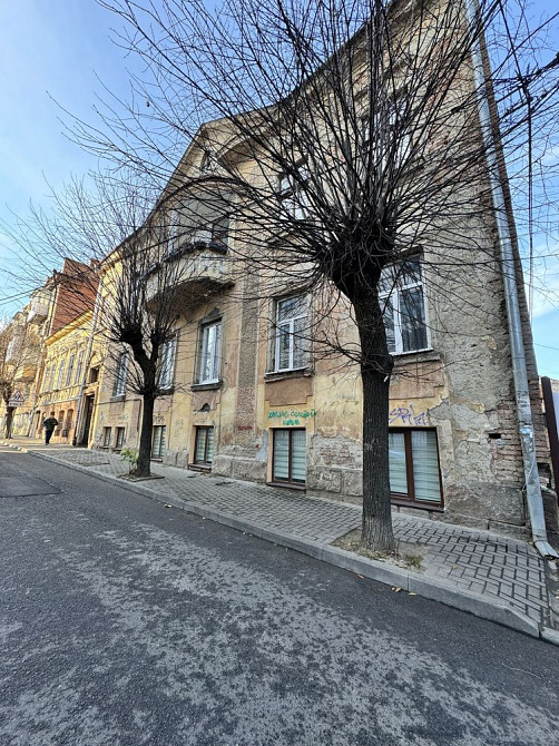 1к квартира. Центр. Цокольний поверх Черновцы - изображение 1