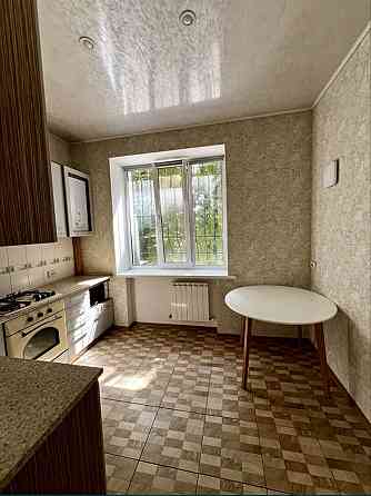 Продам 2к сталинка р-н Автовокзал (центр 10 минут) Дніпро