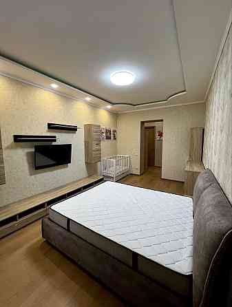 Продам 2к сталинка р-н Автовокзал (центр 10 минут) Дніпро