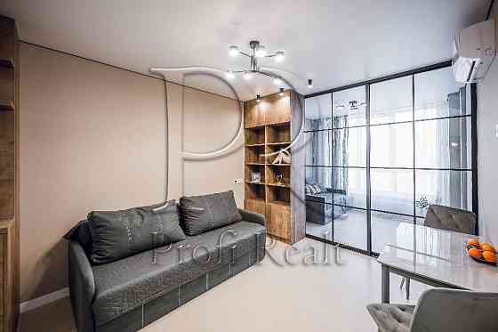 БЕЗ % Продаж компактної кв, з ремонтом Варшавський 2/Варшавський Київ