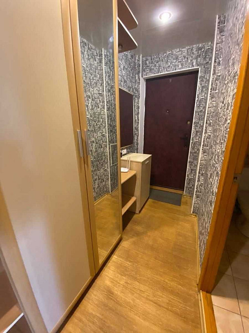 Продам 2 кімн. квартиру в центрі Кременчук - зображення 2