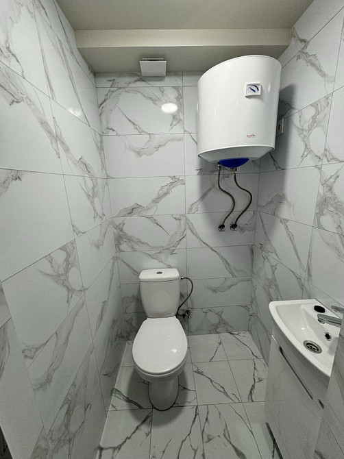 1к квартира в центрі Чернівців (цоколь) Чернівці - зображення 3