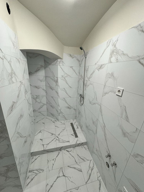 1к квартира в центрі Чернівців (цоколь) Чернівці - зображення 5