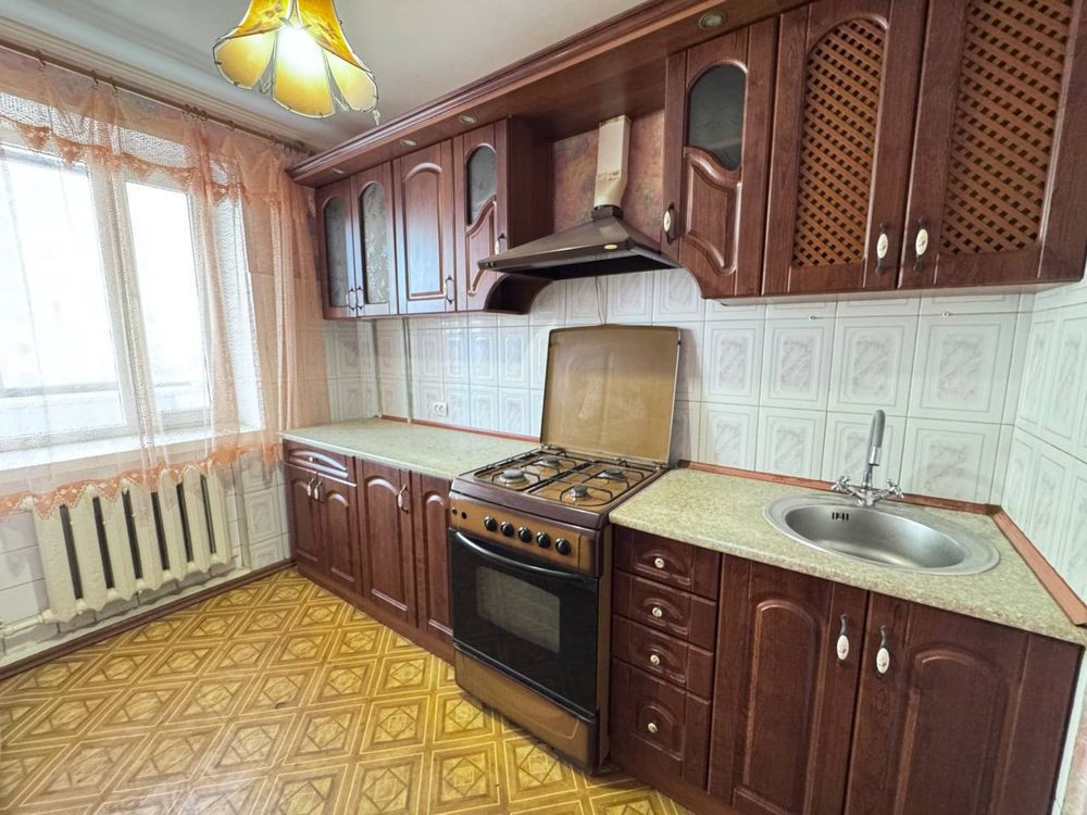 Продаж 3х кімнатноі квартри вул. Нижня Горова . рн 700-річчя Черкассы - изображение 1