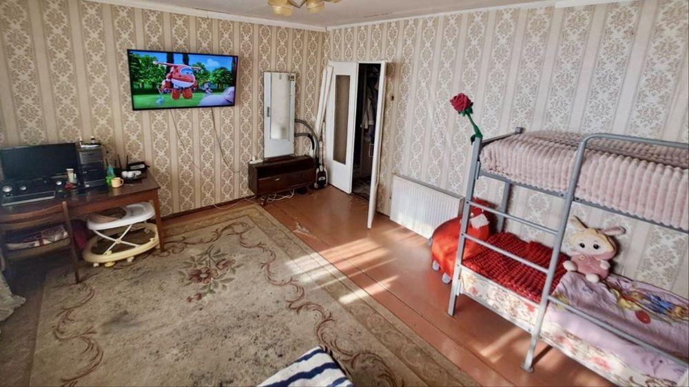 Продам 1-кімнатну квартиру з індивідуальним опалення Кам`янець-Подільський - зображення 1