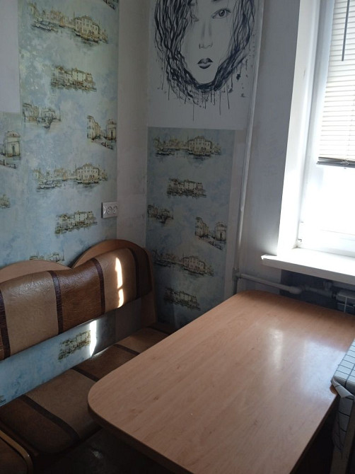 Двушка на 44 квартале.Любой срок оплата помесячно. Кривой Рог - изображение 1