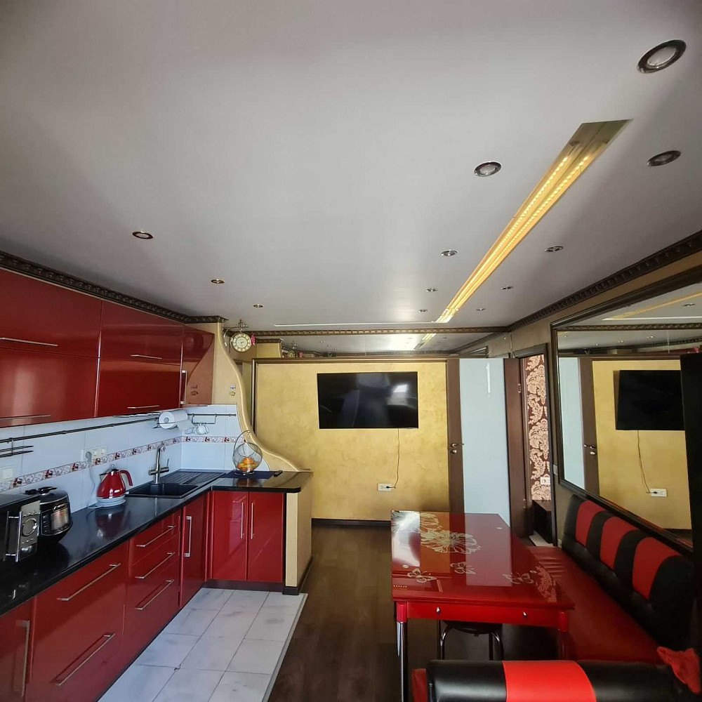 2к + кухня-студія; Я.Мудрого 28; квартира Бровари розвилка. Бровары - изображение 1