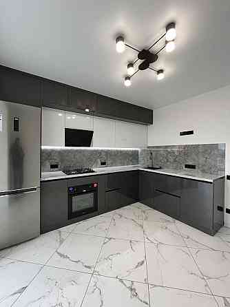 Продається 2 кім. з ремонтом в містечку закритого типу Івано-Франківськ